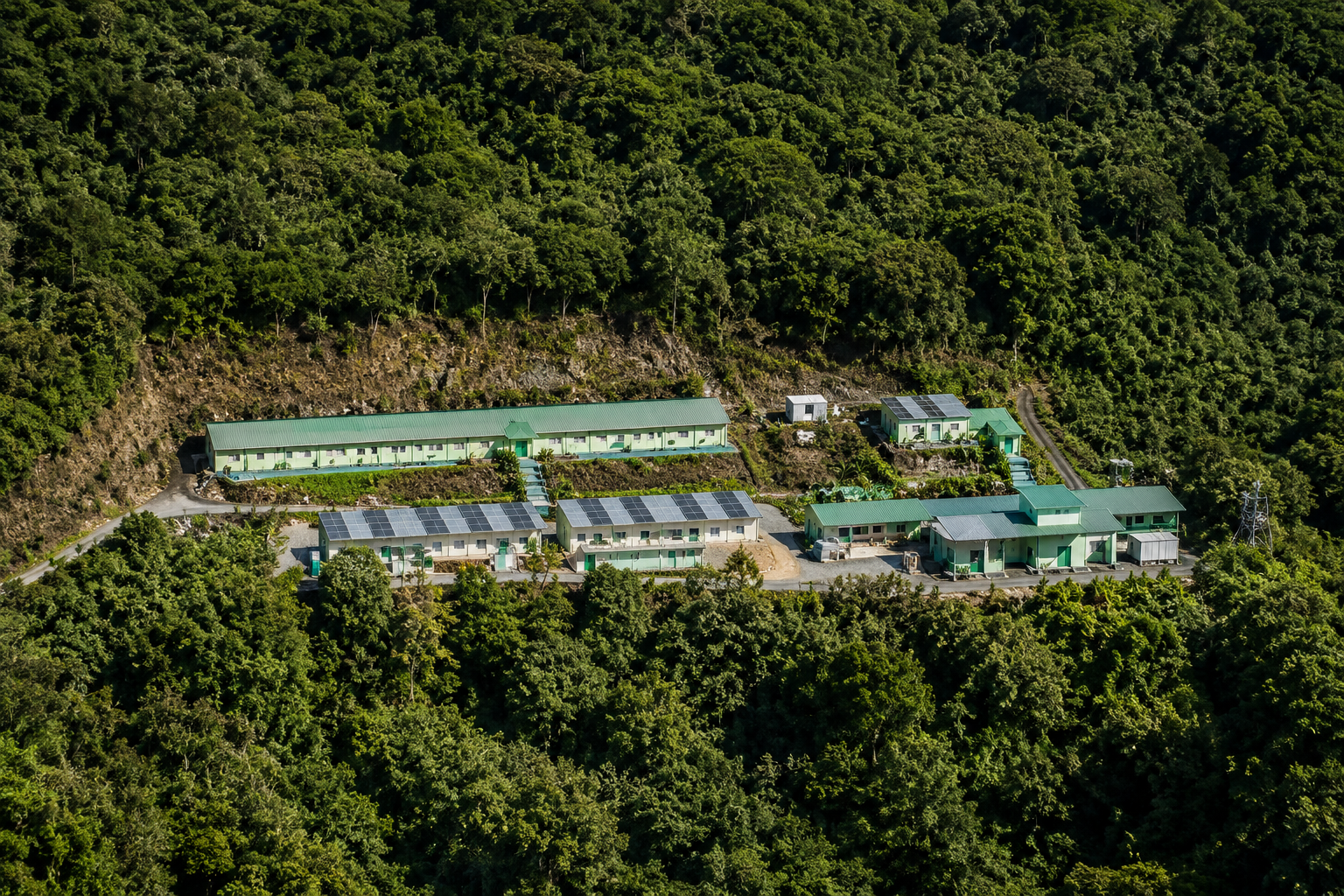 Refugio Crestones Base
